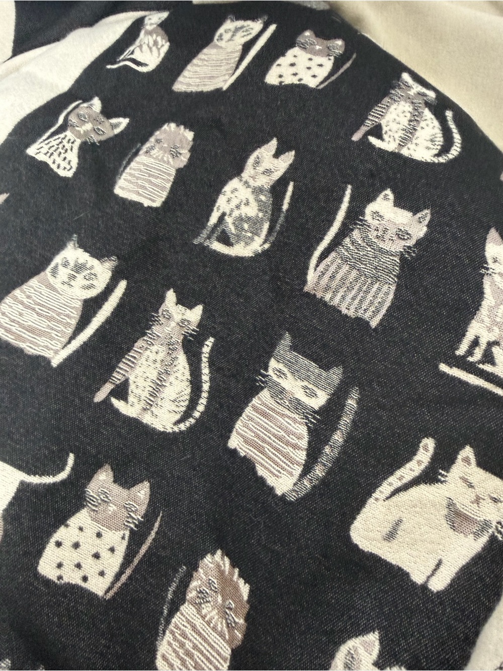 Cat Lovers Oversized Scarf Shawl Black Cream Jacquard Wrap Whimsical Cats